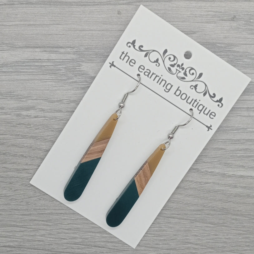 Walnut & resin blades - solid caramel & dark green