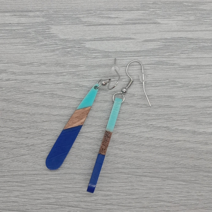 Walnut & resin blades - blue duo